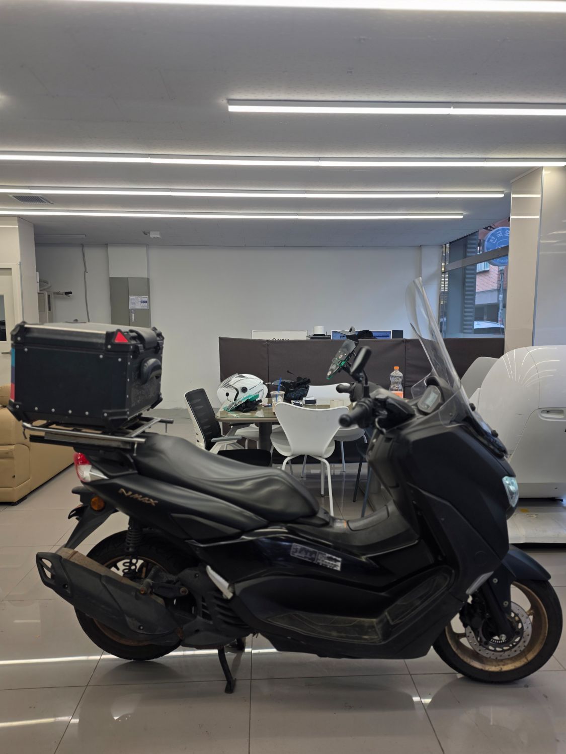 야마하 NMAX 125 8