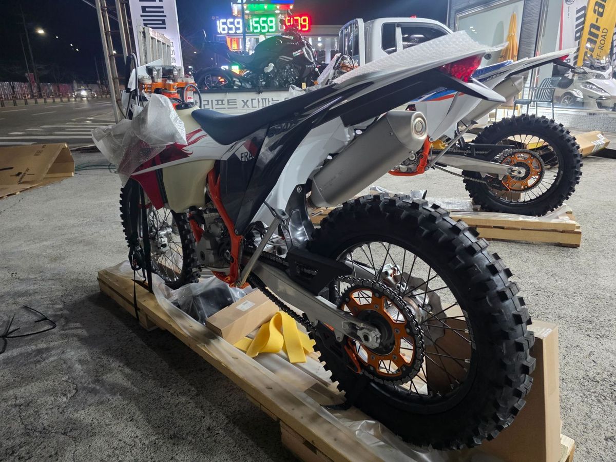 KTM 250 EXC F 식스데이 5