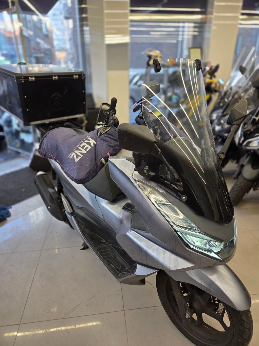 혼다 PCX 125 thumb 2