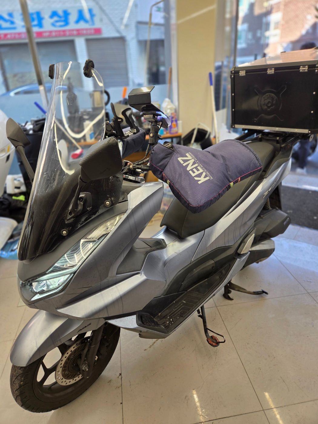 혼다 PCX 125 8