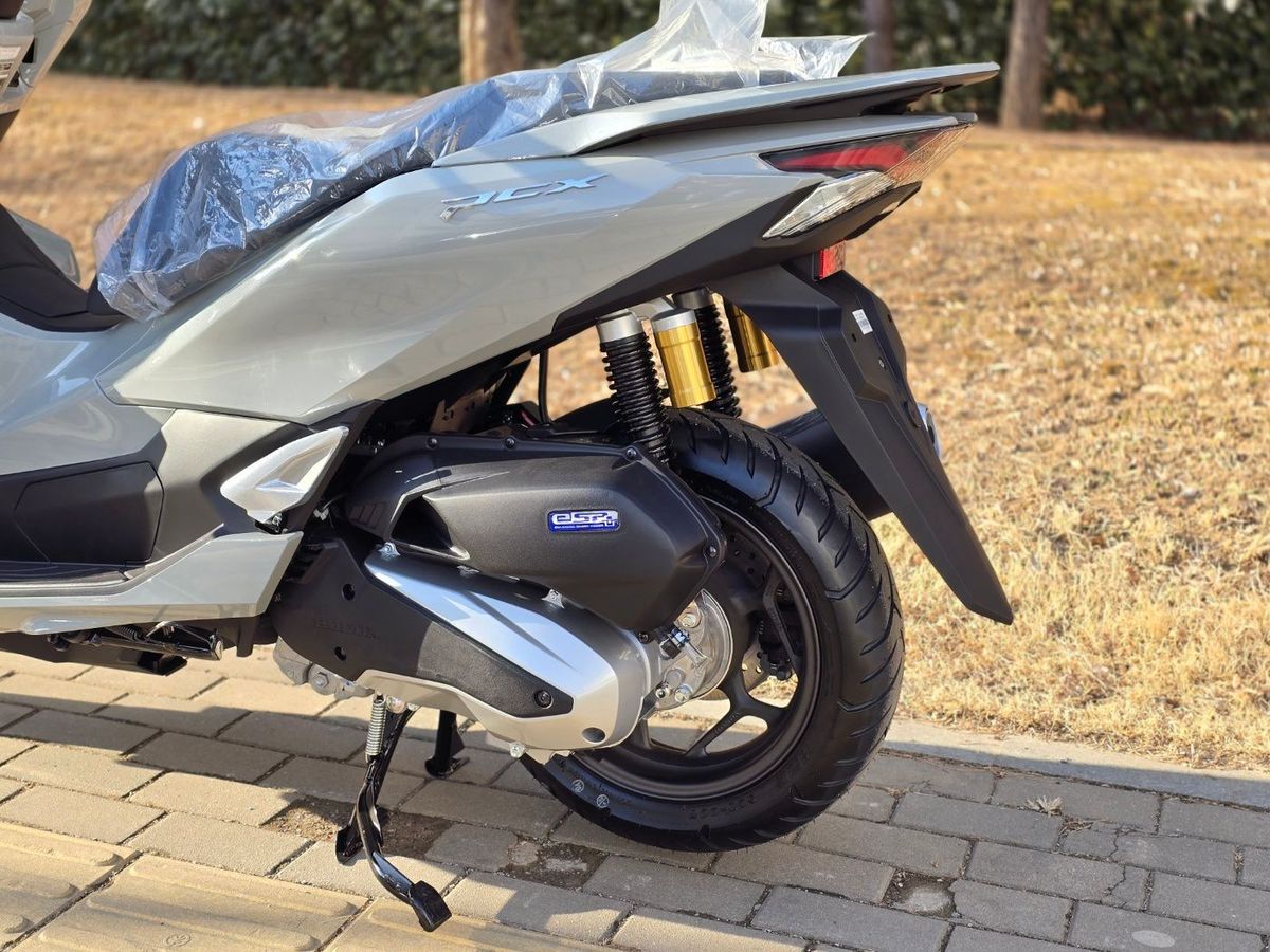 혼다 PCX 125 13