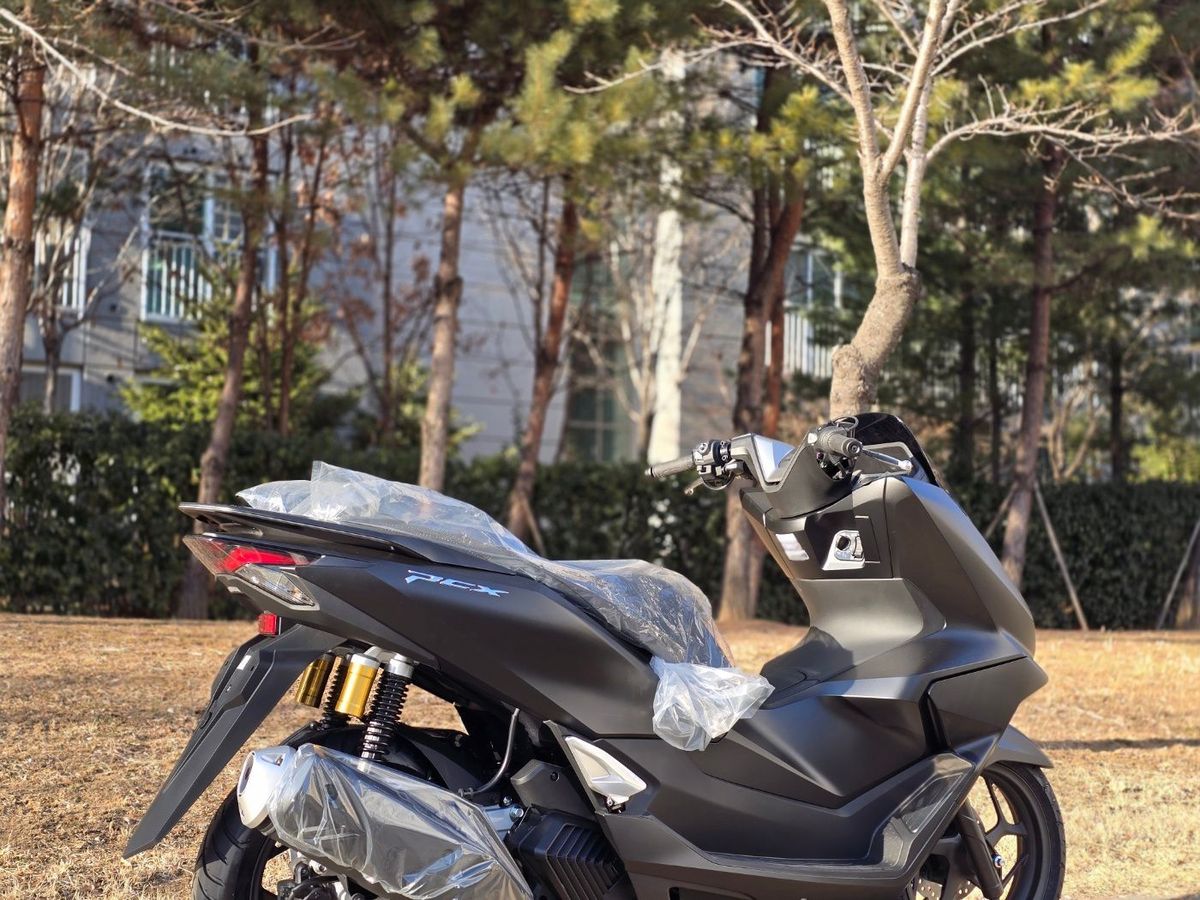 혼다 PCX 125 8