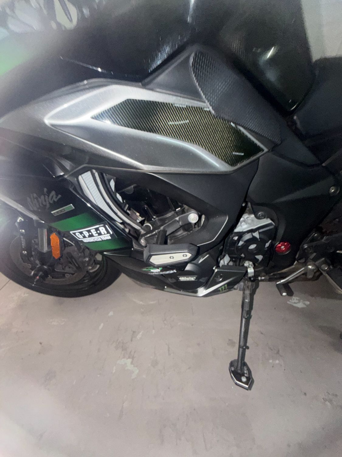 가와사키 Z 1000 SX more