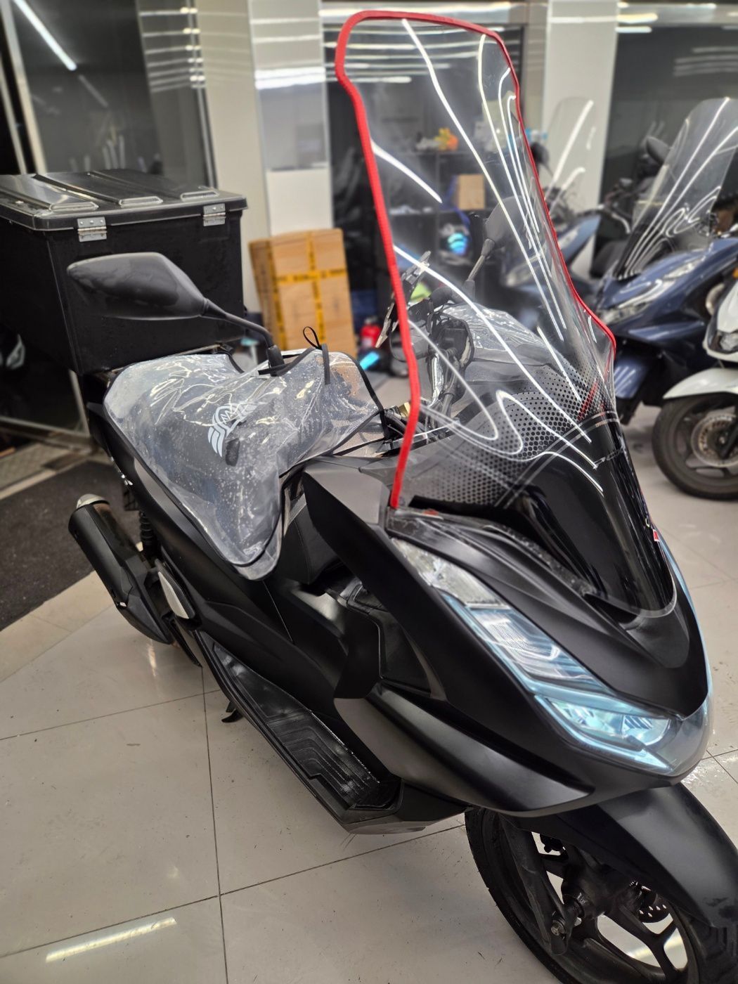 혼다 PCX 125 thumb 2