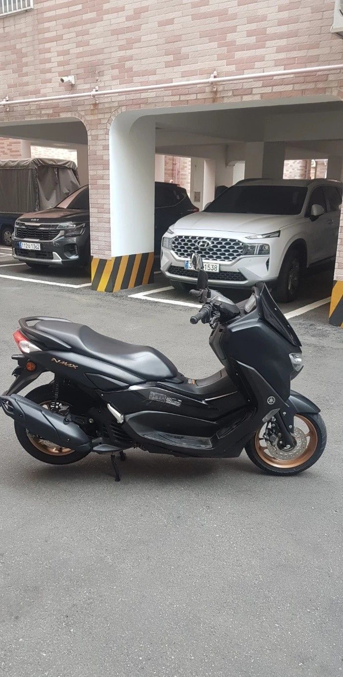 야마하 NMAX 125 8