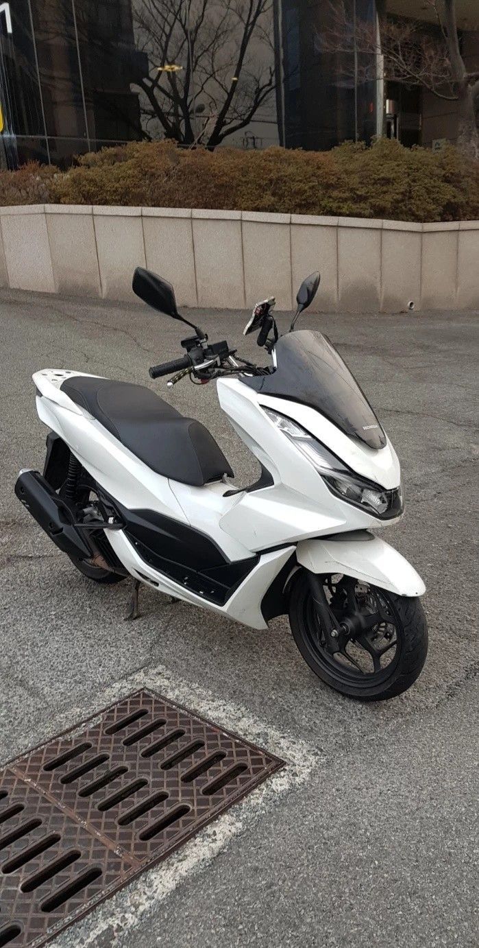혼다 PCX 125 thumb 2