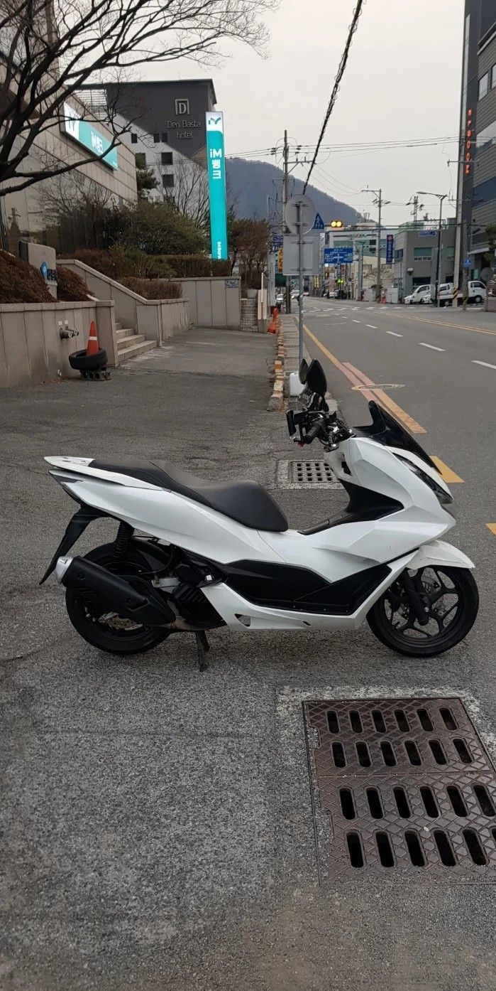 혼다 PCX 125 more