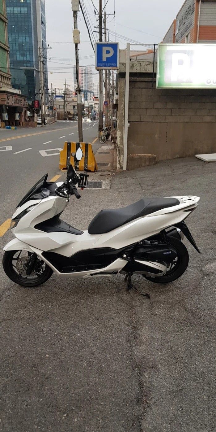 혼다 PCX 125 6