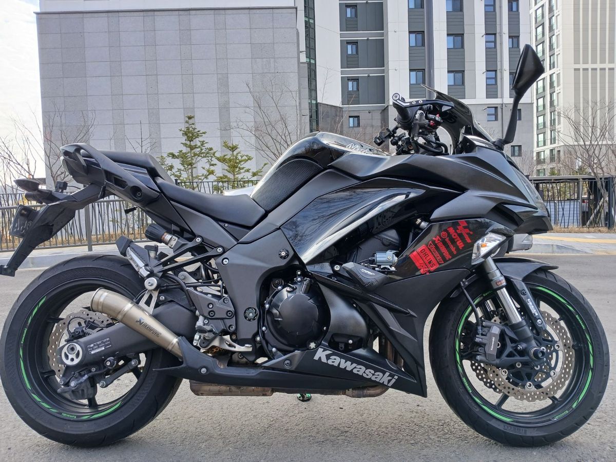 가와사키 Z 1000 SX 8