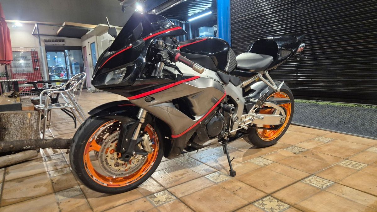 혼다 CBR 1000 RR 5