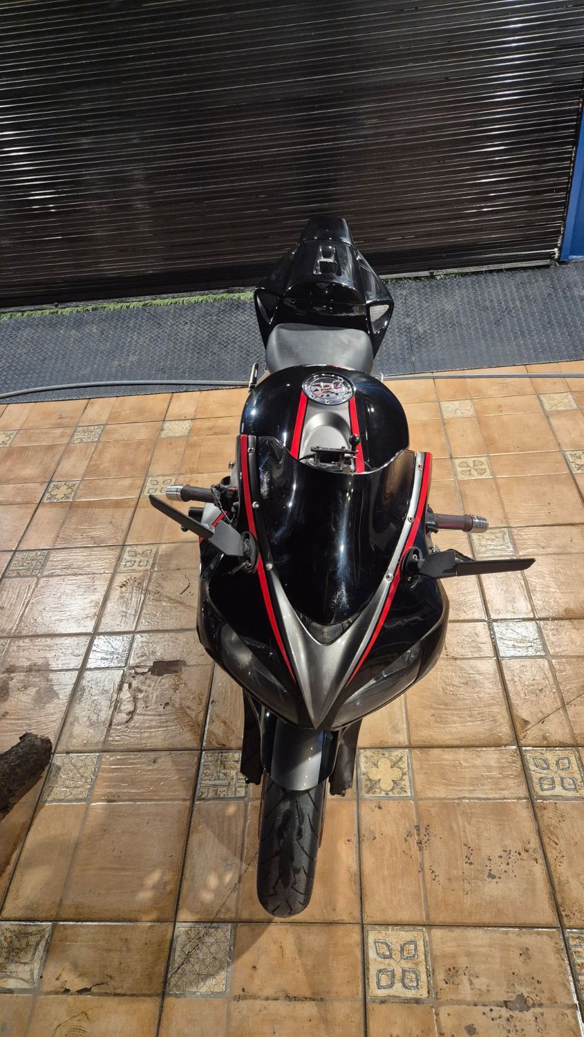 혼다 CBR 1000 RR 6
