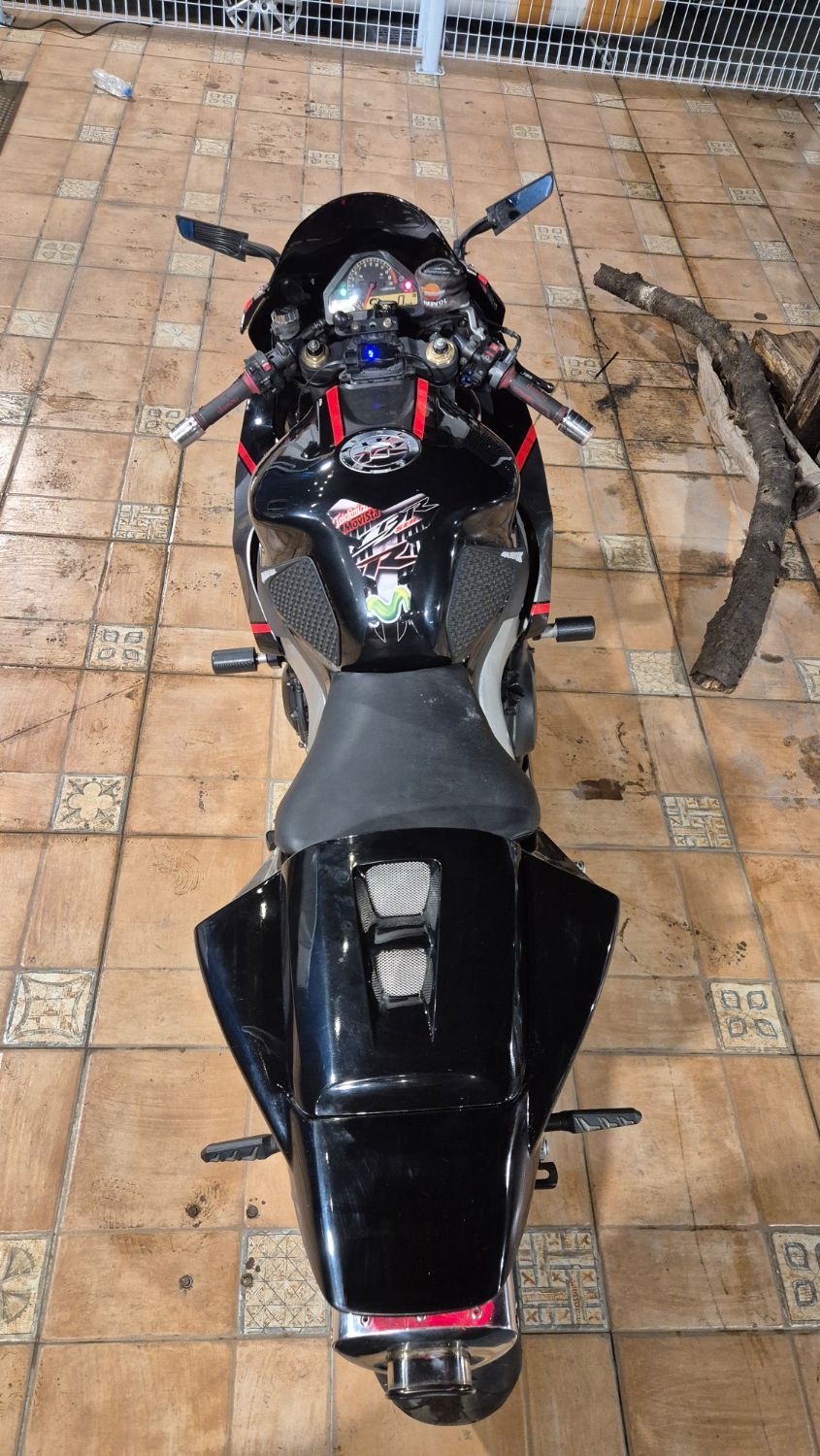 혼다 CBR 1000 RR 8