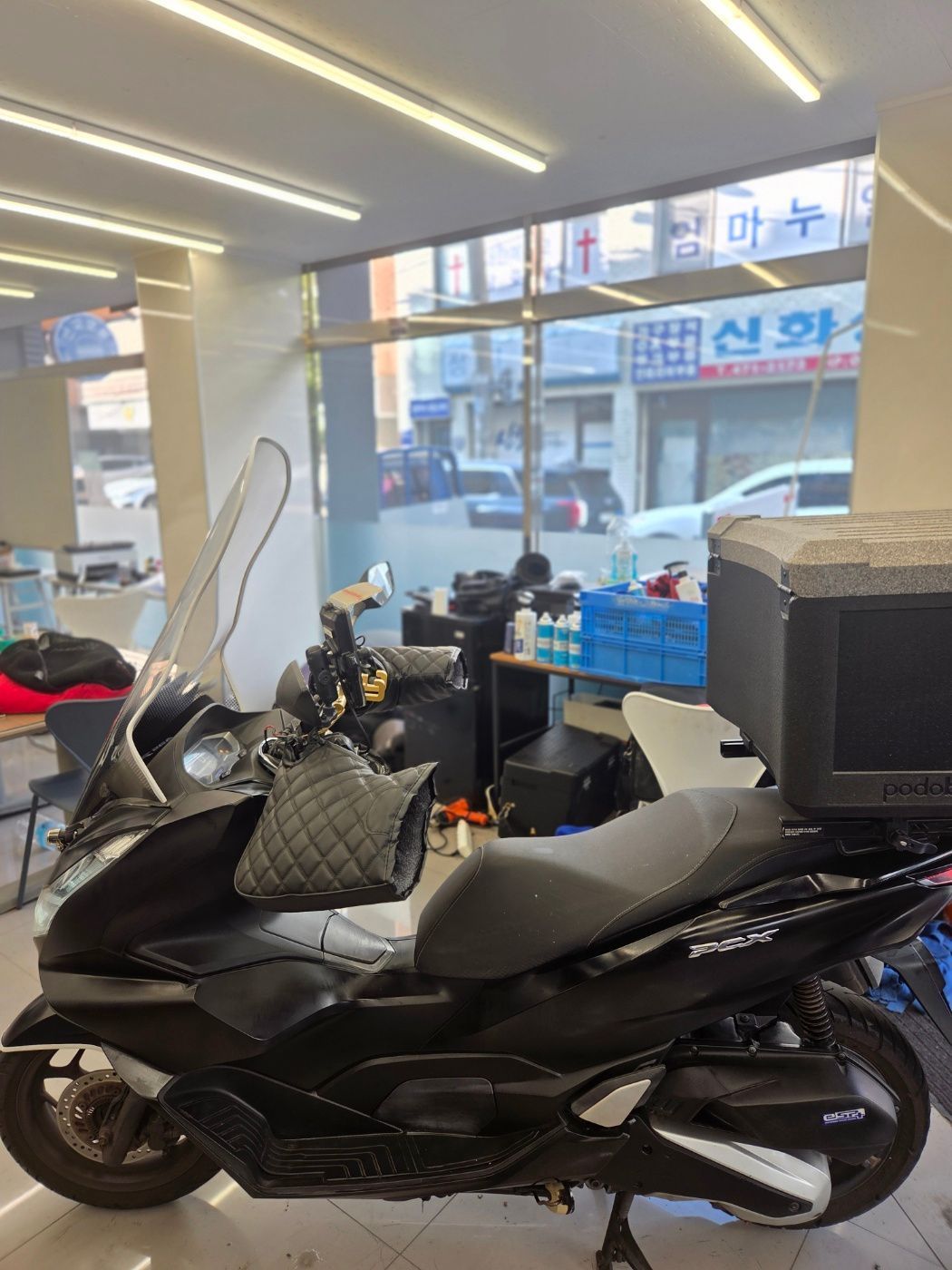 혼다 PCX 125 7