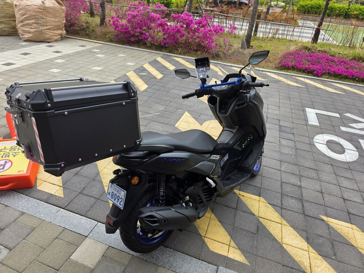 야마하 NMAX 125 4