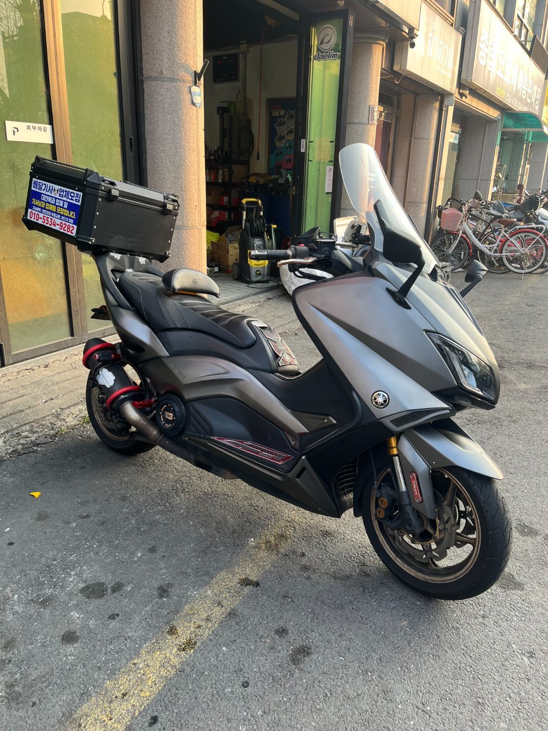 야마하 TMAX 530 more