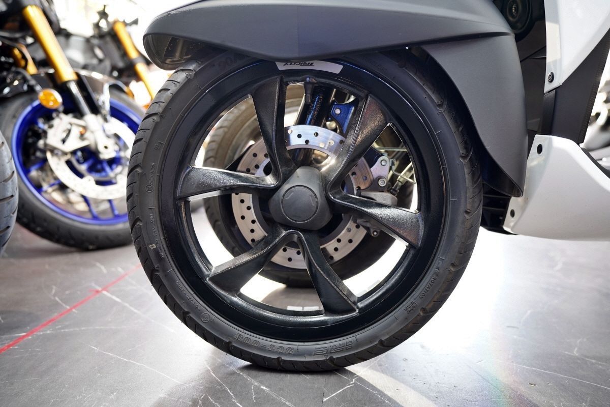 야마하 트리시티 125 S 17