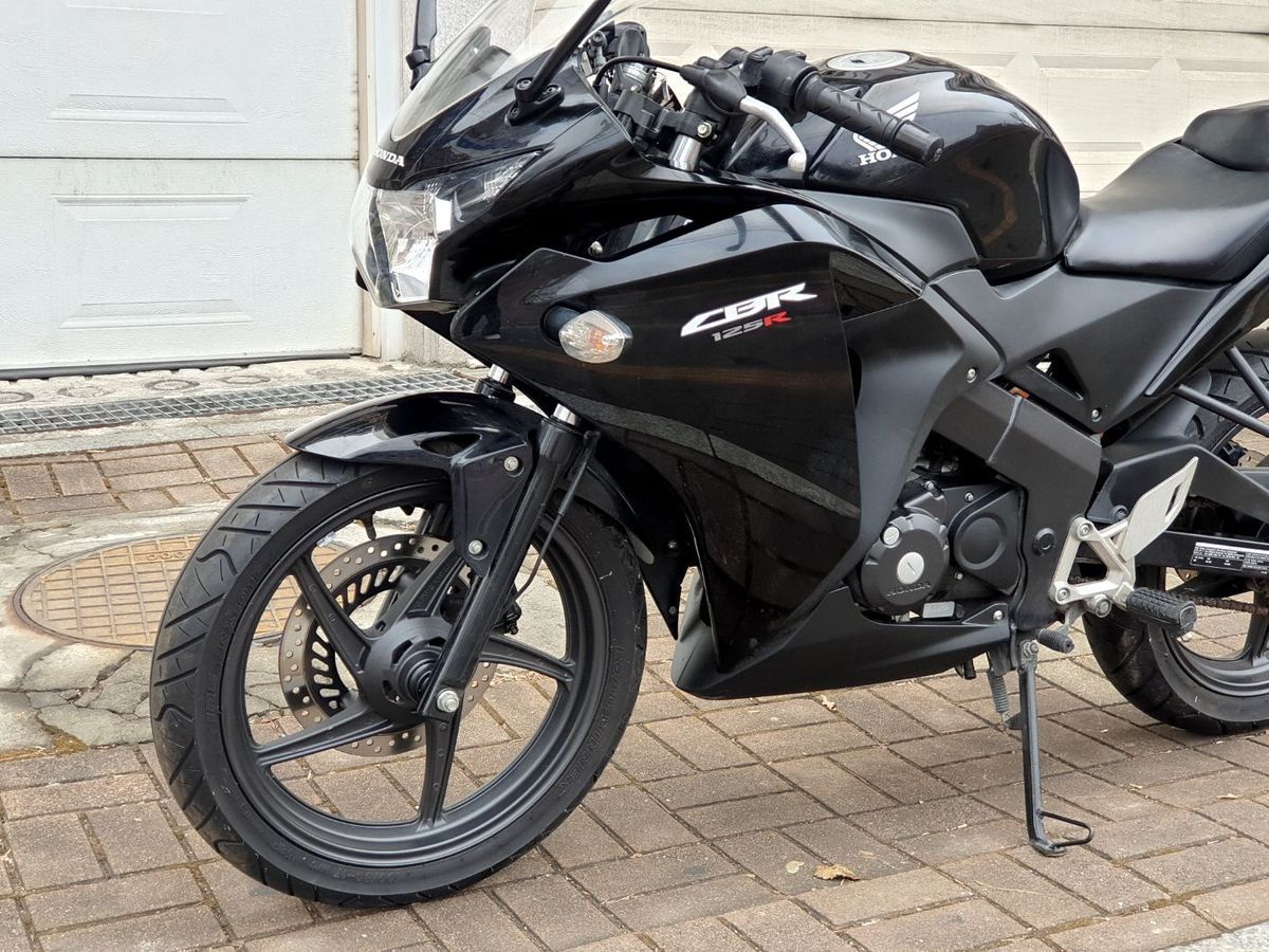 혼다 CBR 125 R 19