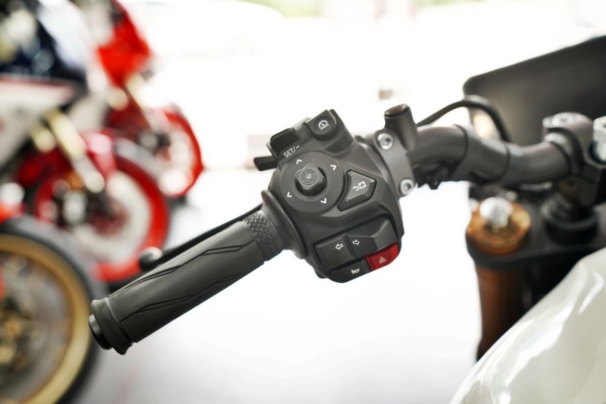 야마하 XSR 900 20