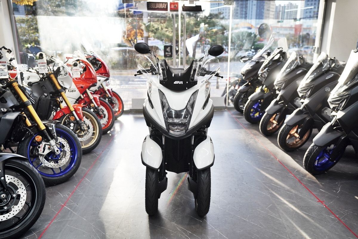 야마하 트리시티 125 S main
