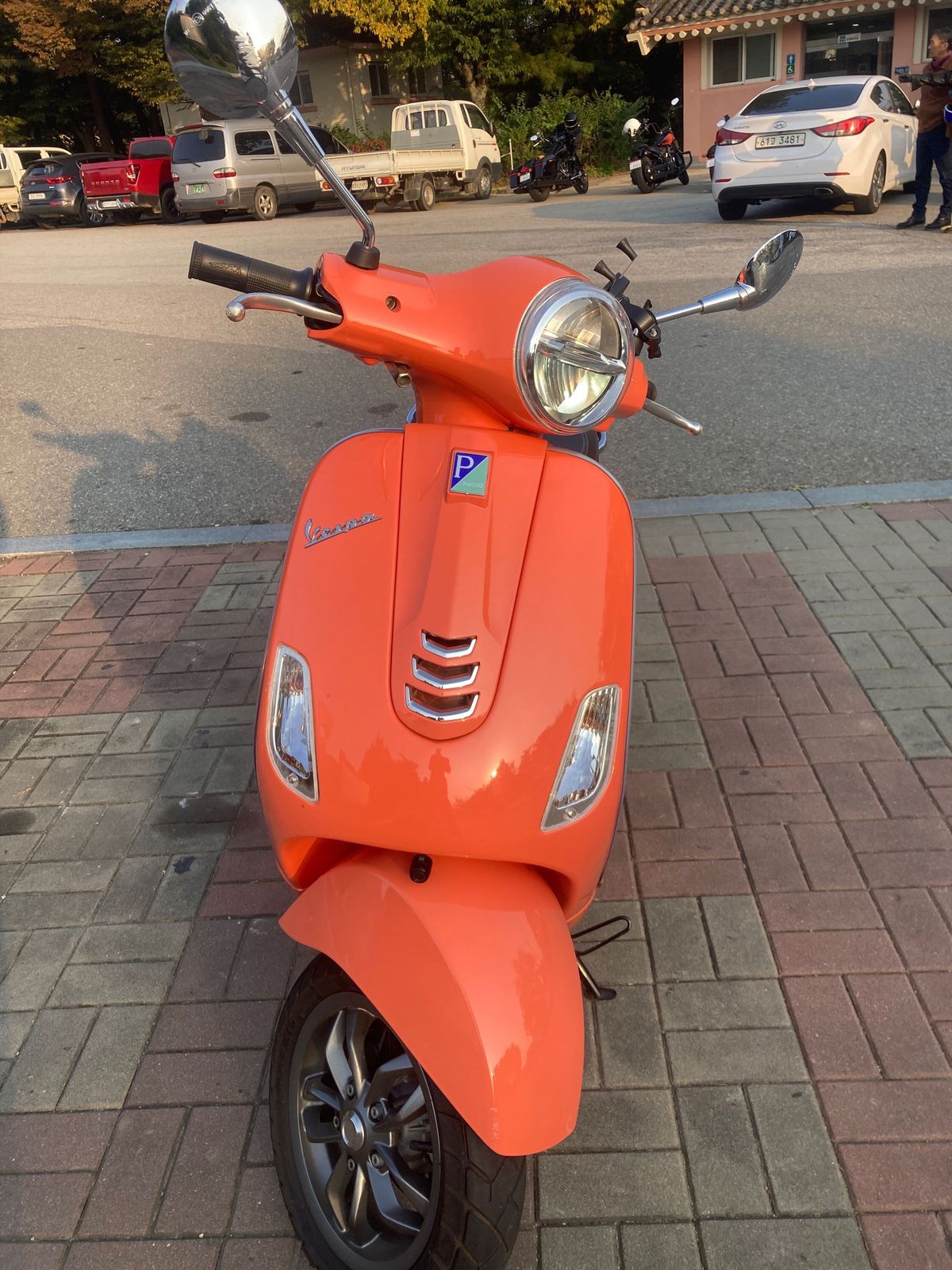 베스파 LX 125 more