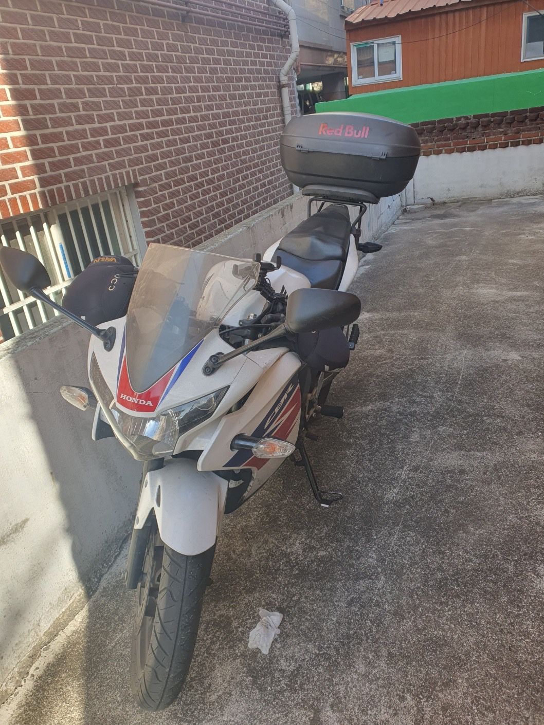 혼다 CBR 125 R more