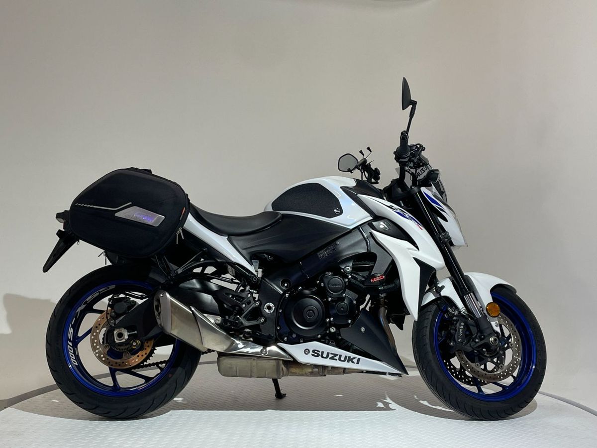 스즈키 GSX S 1000 main