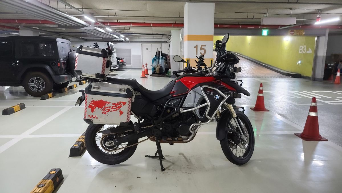 BMW F 800 GS 어드벤처 main