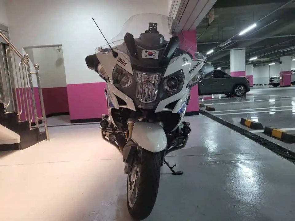 BMW R 1200 RT main
