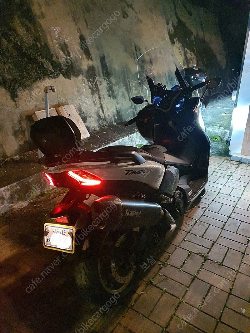 야마하 TMAX DX 31