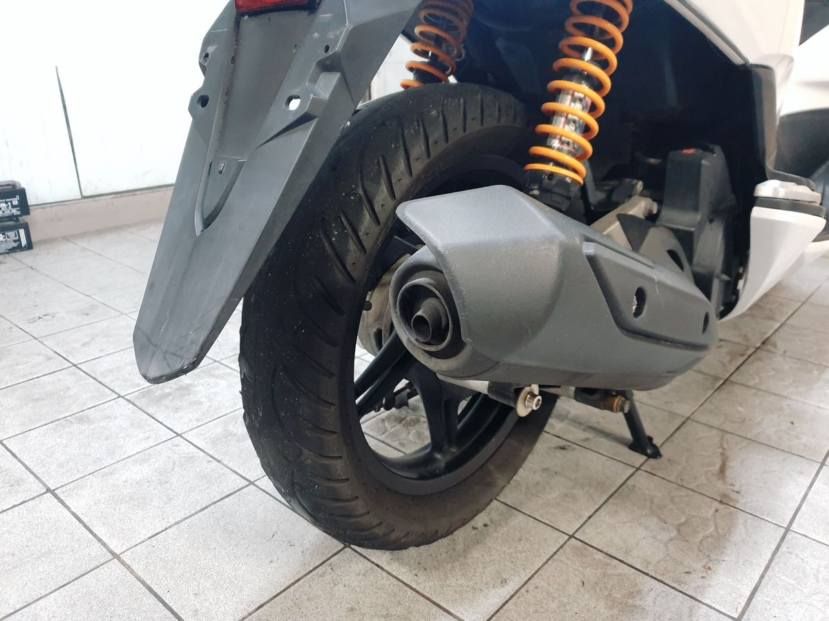 혼다 PCX 150 9