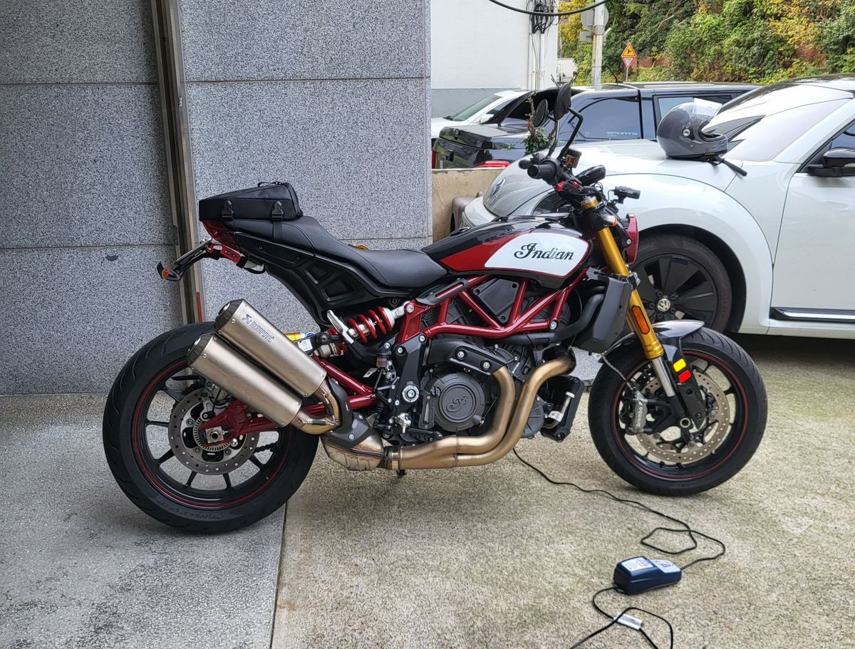 인디언모터사이클 FTR 1200 S thumb 2