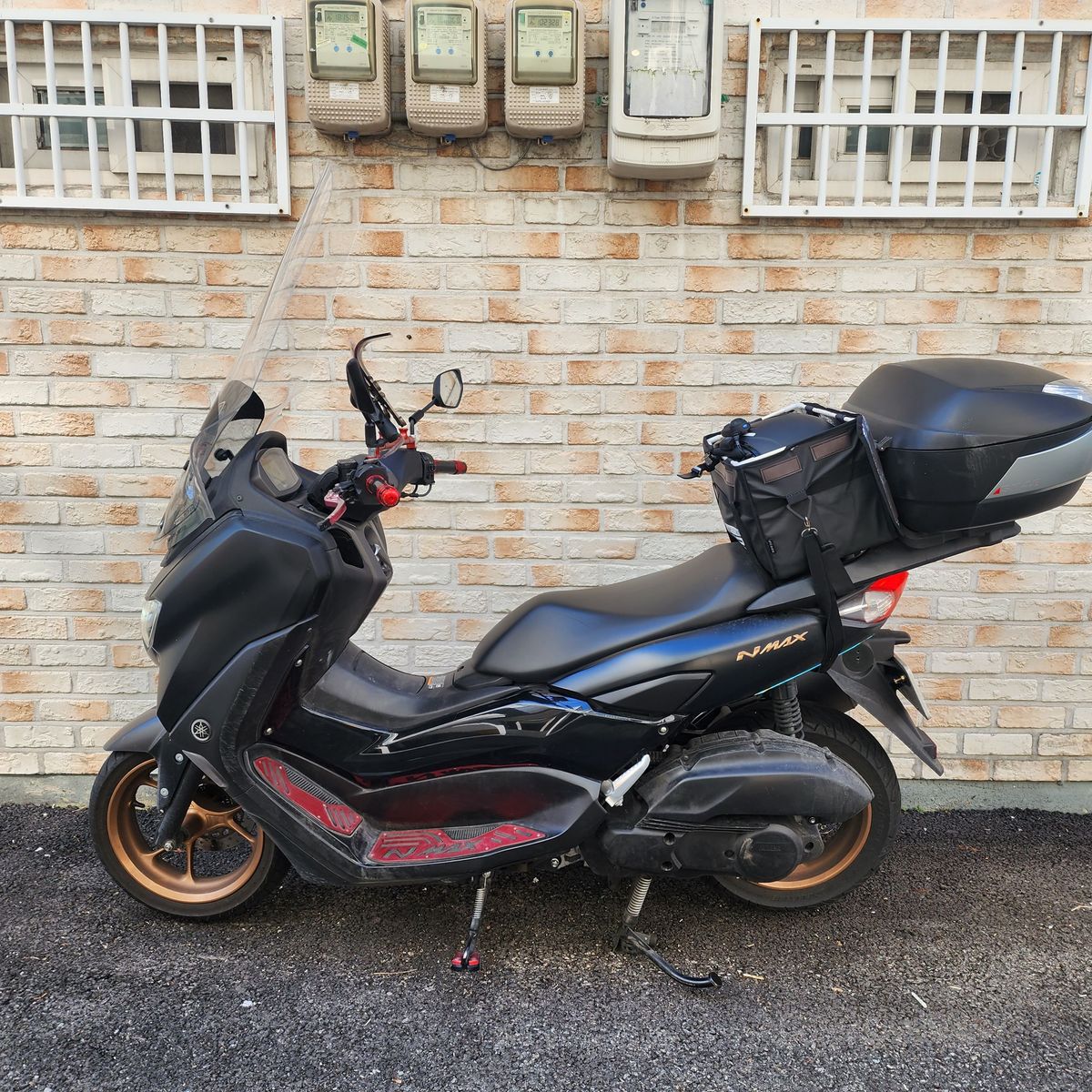 야마하 NMAX 125 main