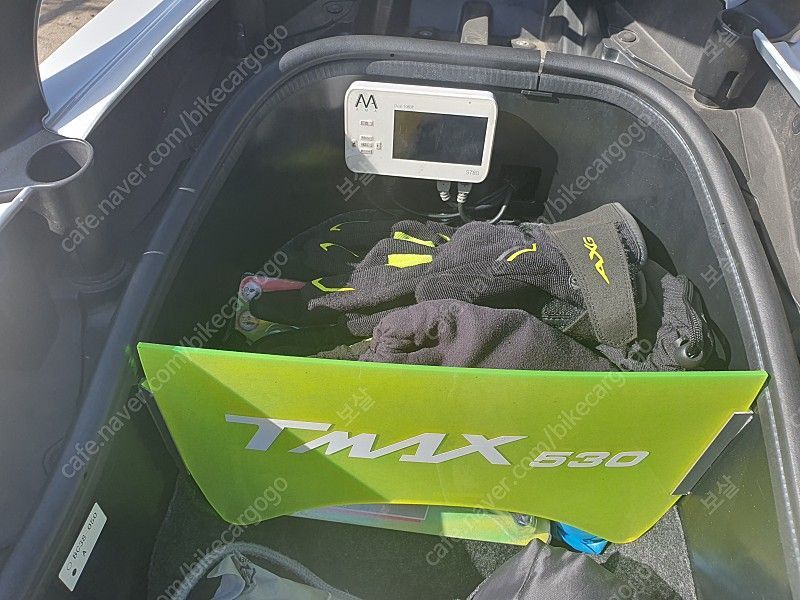야마하 TMAX DX 16