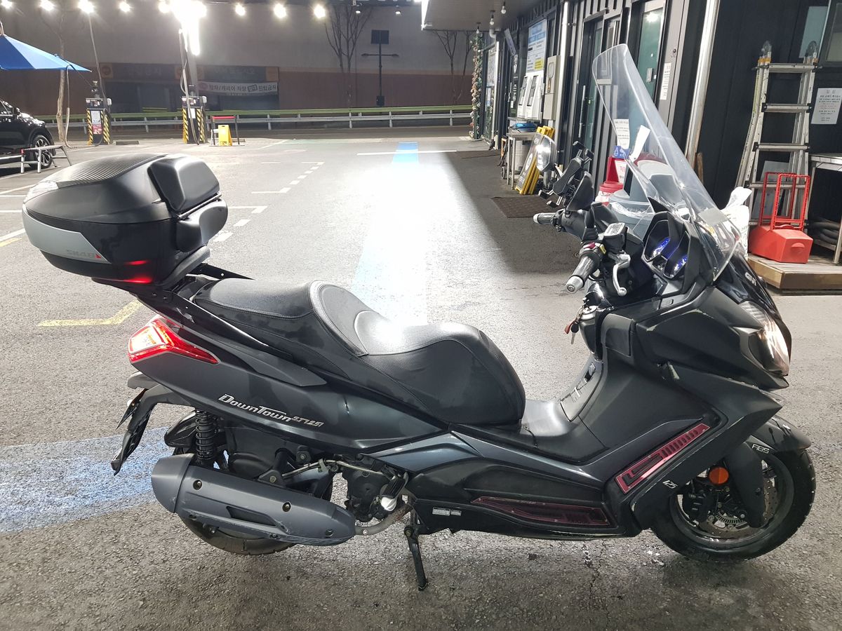 킴코 다운타운 ST 125 i ABS main
