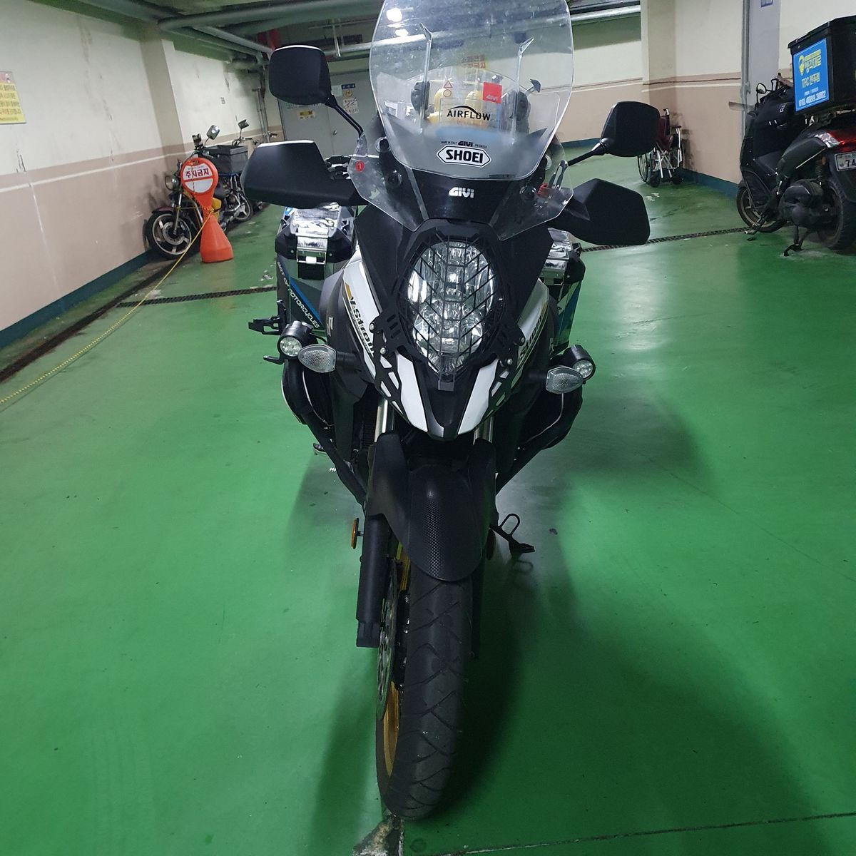 스즈키 브이스트롬 650 XT main