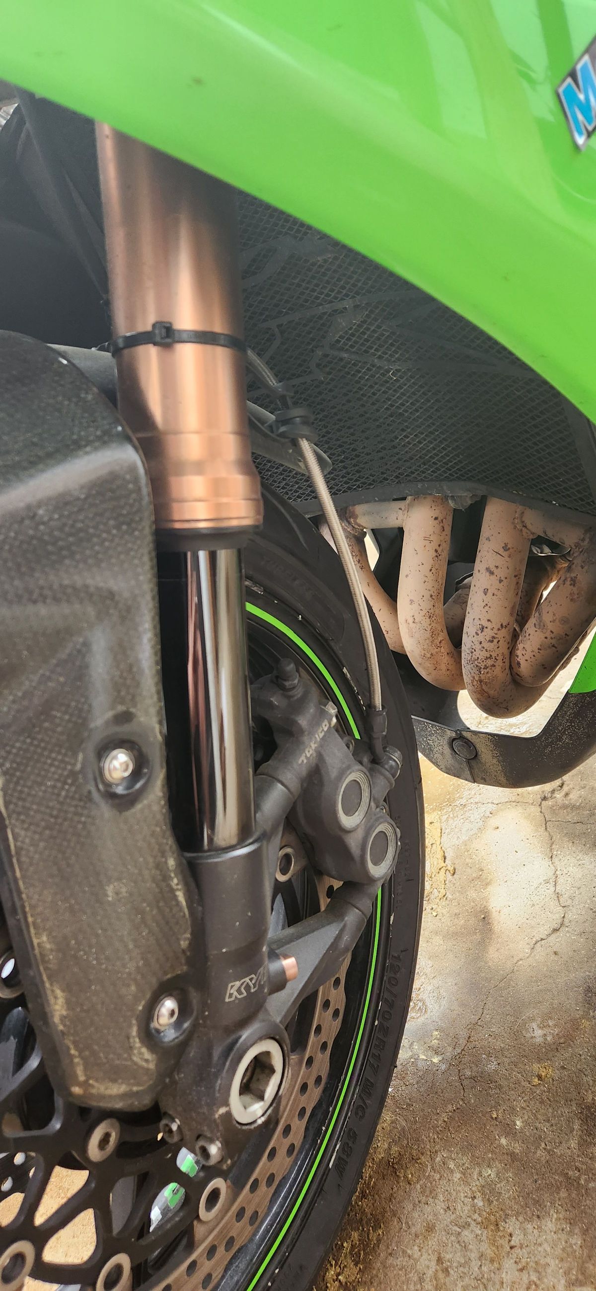 가와사키 닌자 ZX 10 R 5