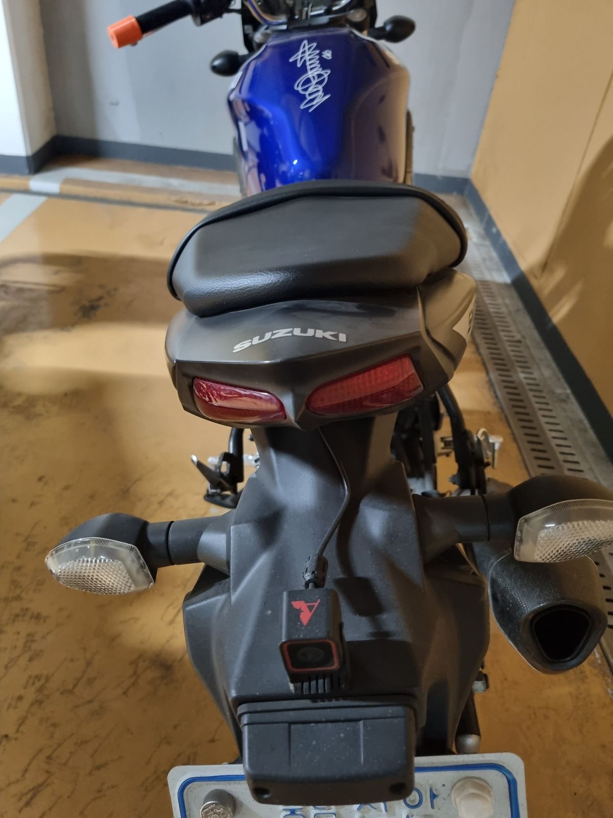 스즈키 SV 650 4