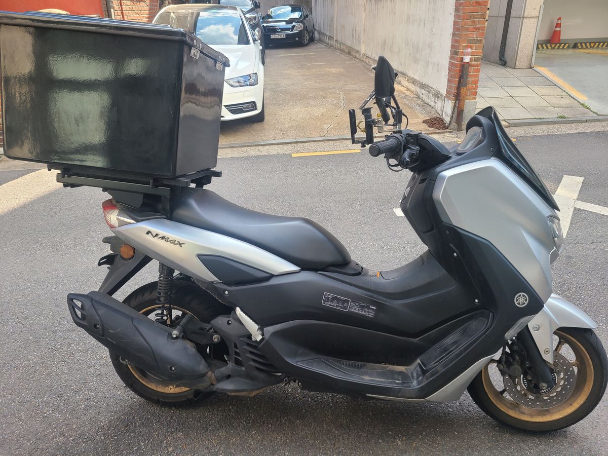 야마하 NMAX 125 main