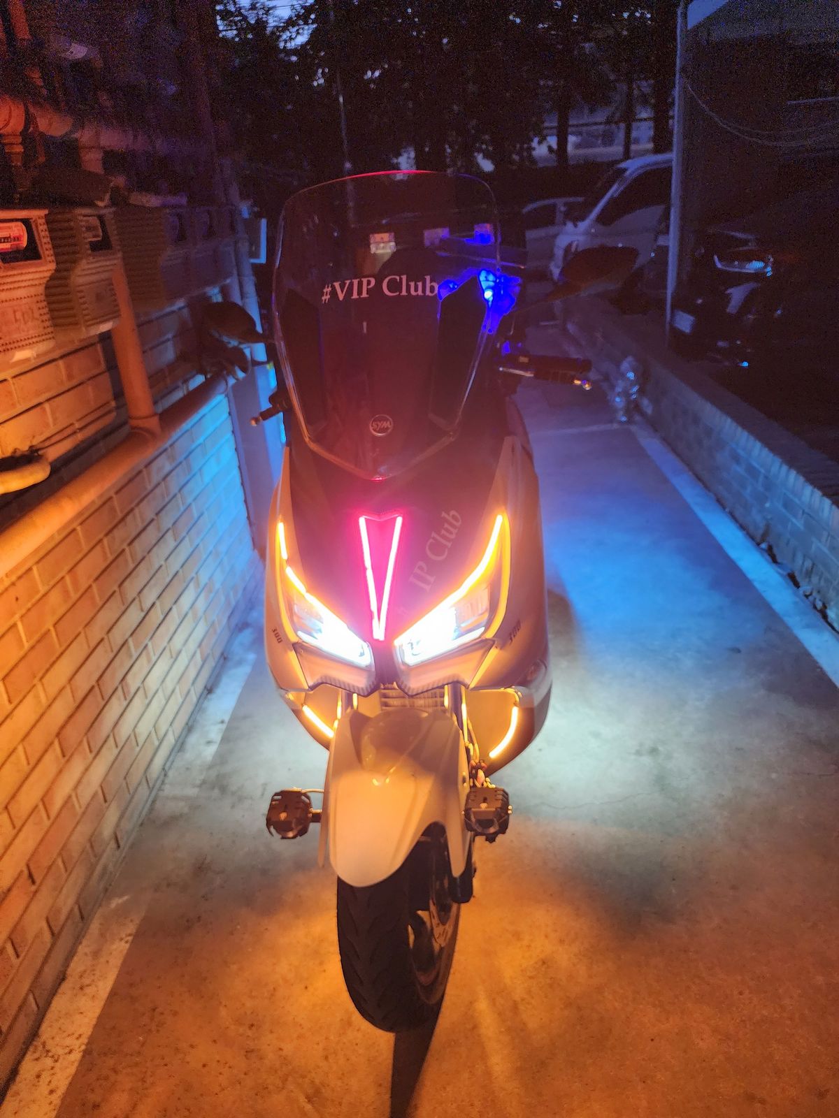 SYM 조이맥스 Z 300 플러스 ABS 4