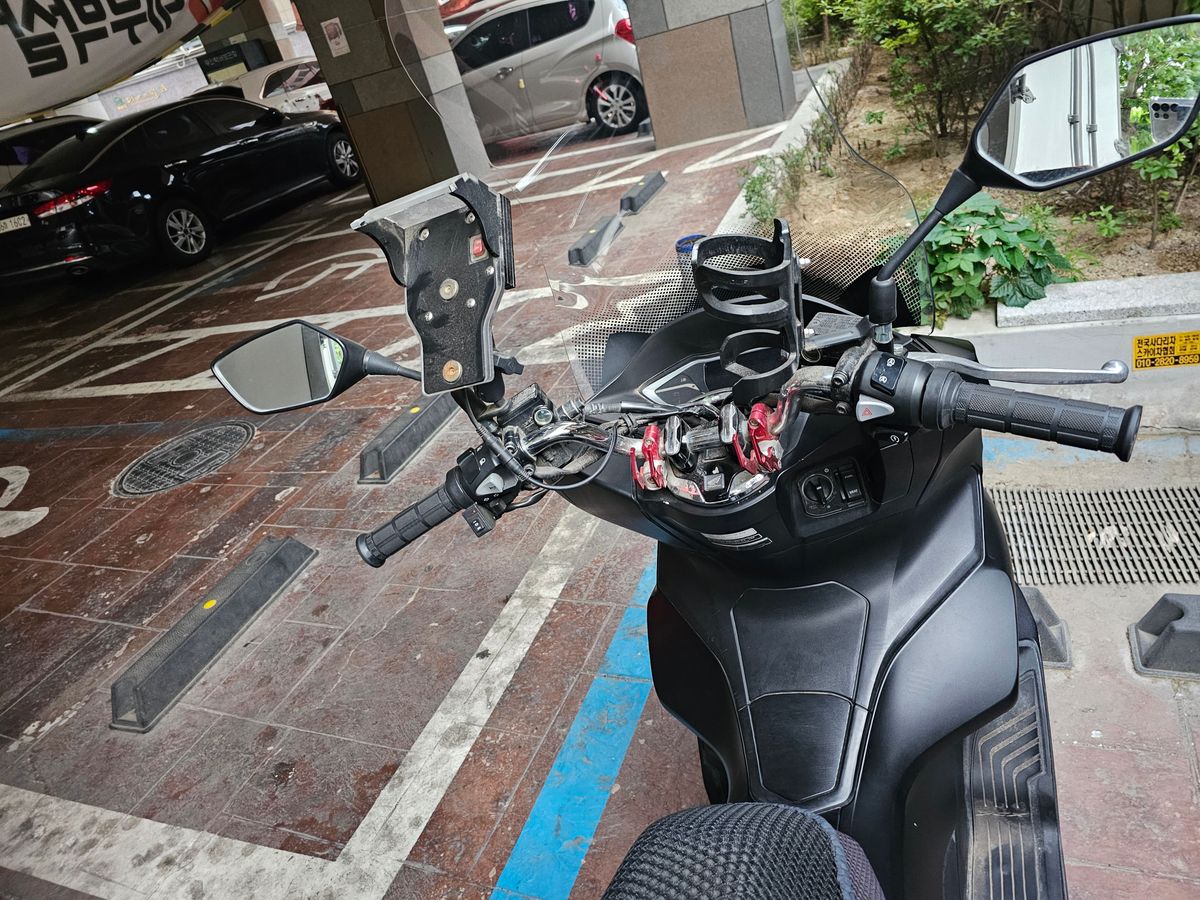 혼다 PCX 125 6