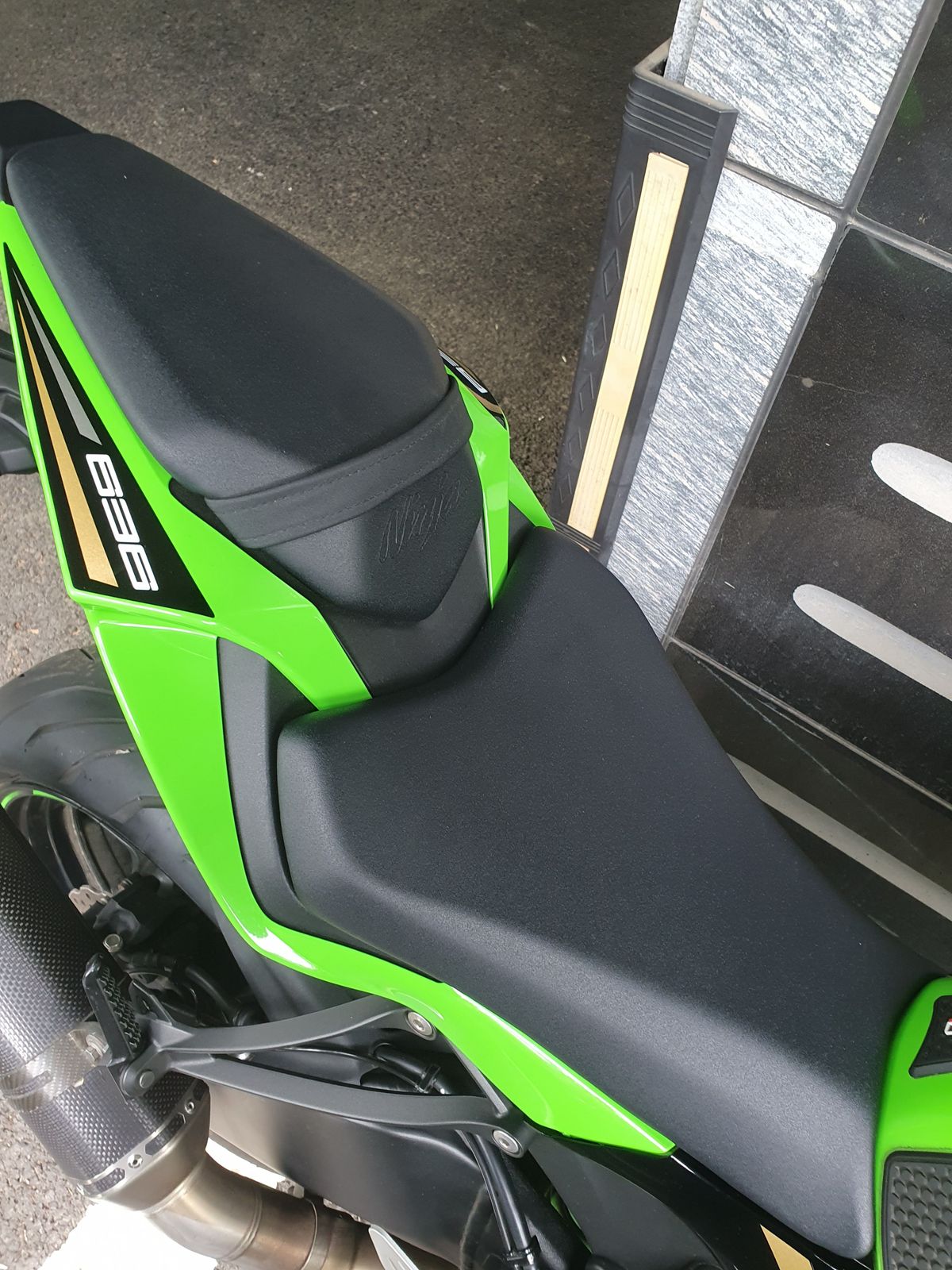 가와사키 닌자 ZX-6R 8