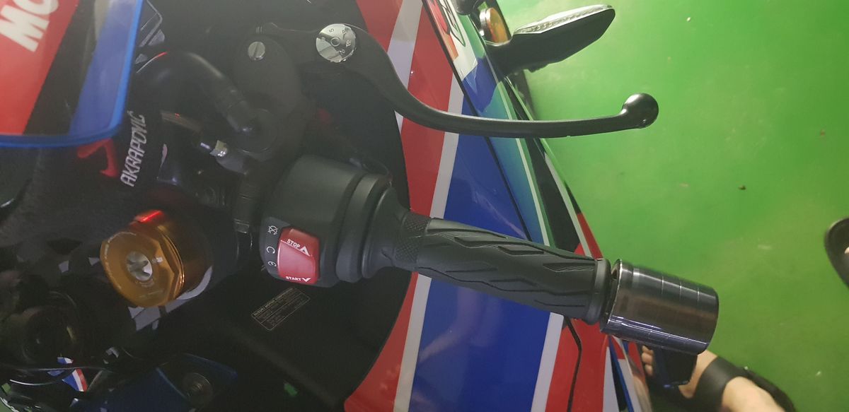 스즈키 GSX R 1000 R 6