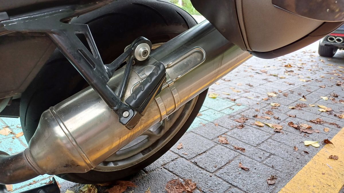 BMW F 800 ST 10