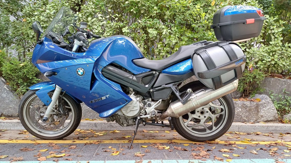 BMW F 800 ST thumb 2