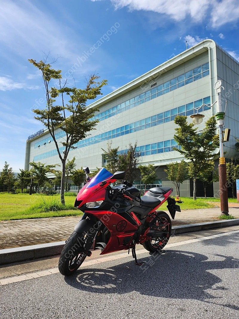야마하 YZF R3 9
