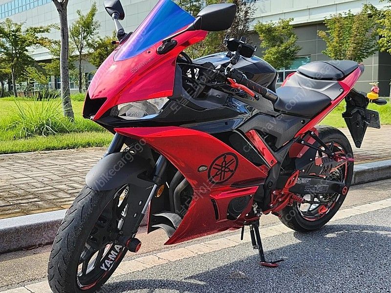 야마하 YZF R3 thumb 2