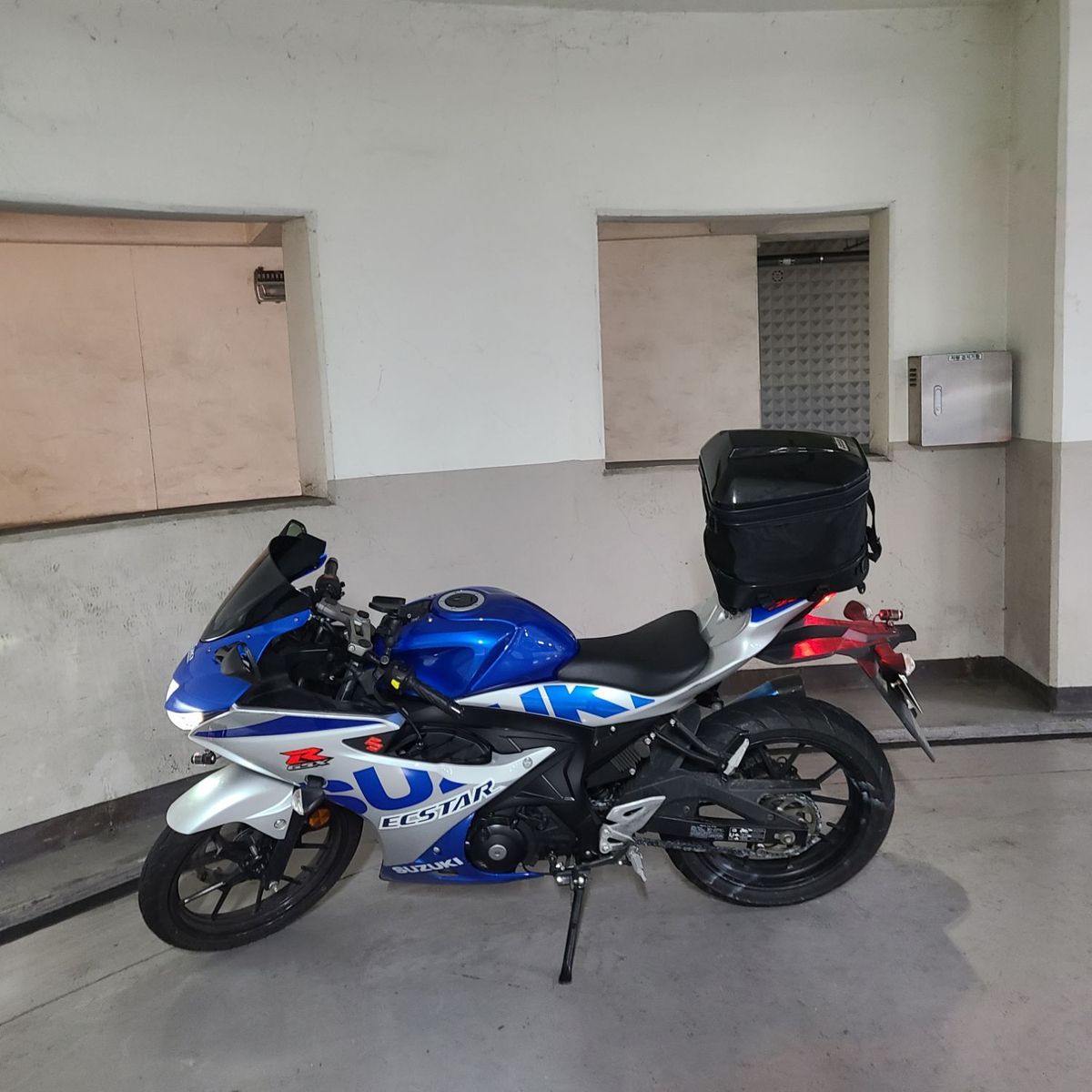 스즈키 GSX R 125 ABS thumb 2