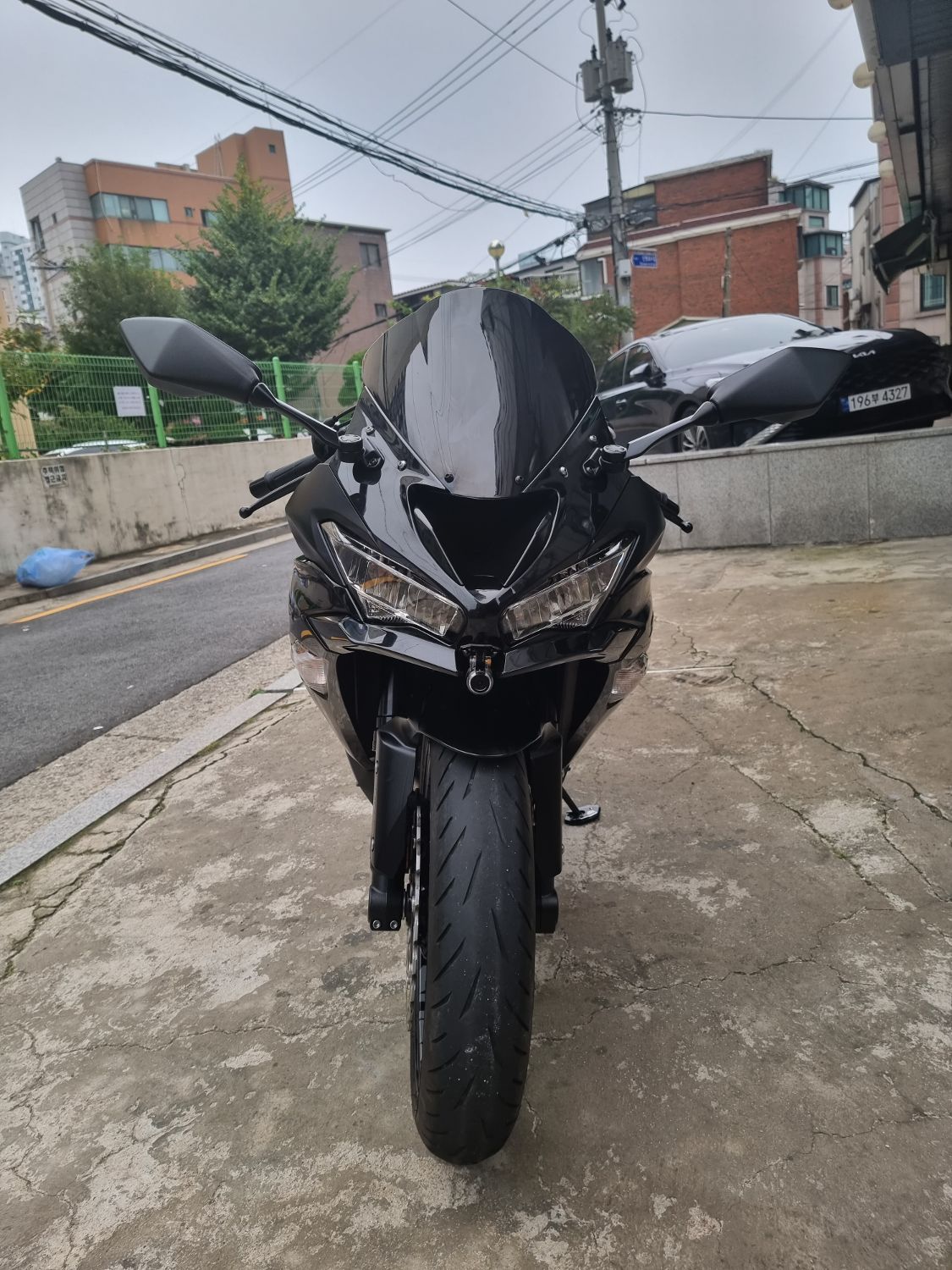 가와사키 닌자 ZX-6R main