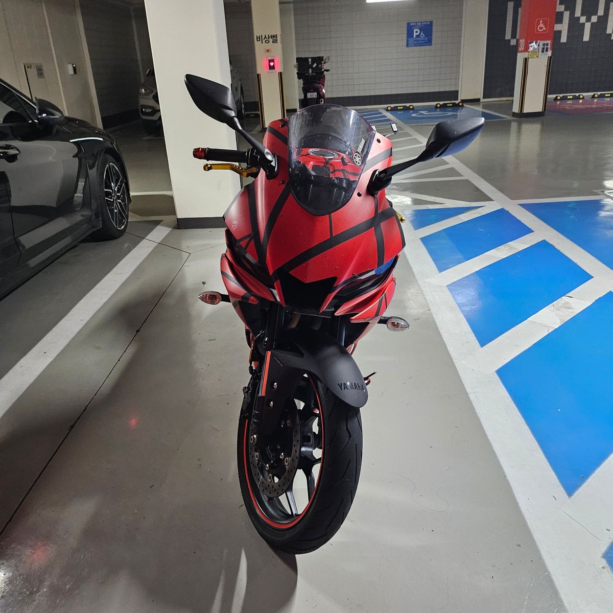 야마하 YZF R3 more