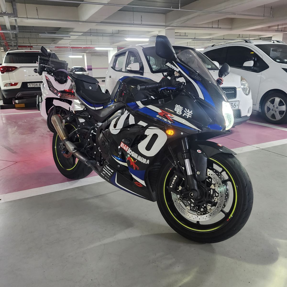 스즈키 GSX R 1000 main